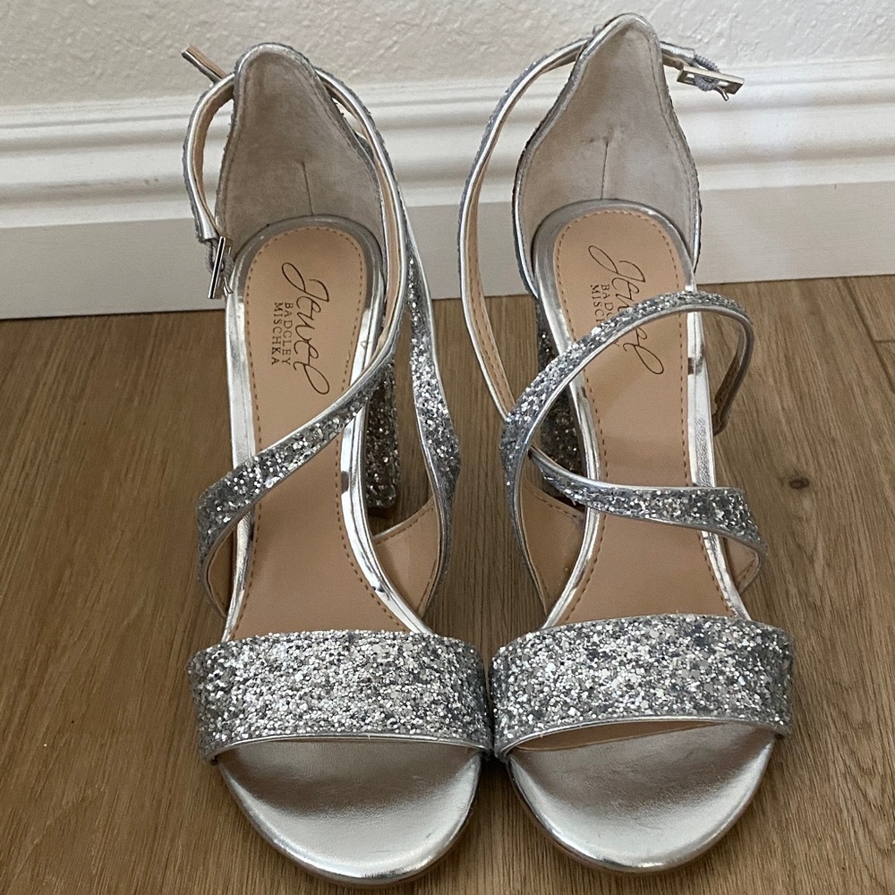 Jewel Badgley Mischka Silver Glitter Sandals